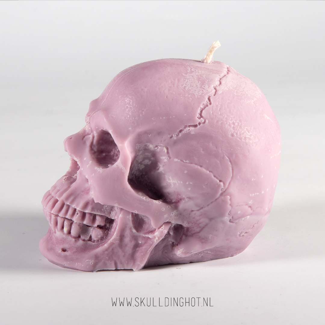 Skull candle purple