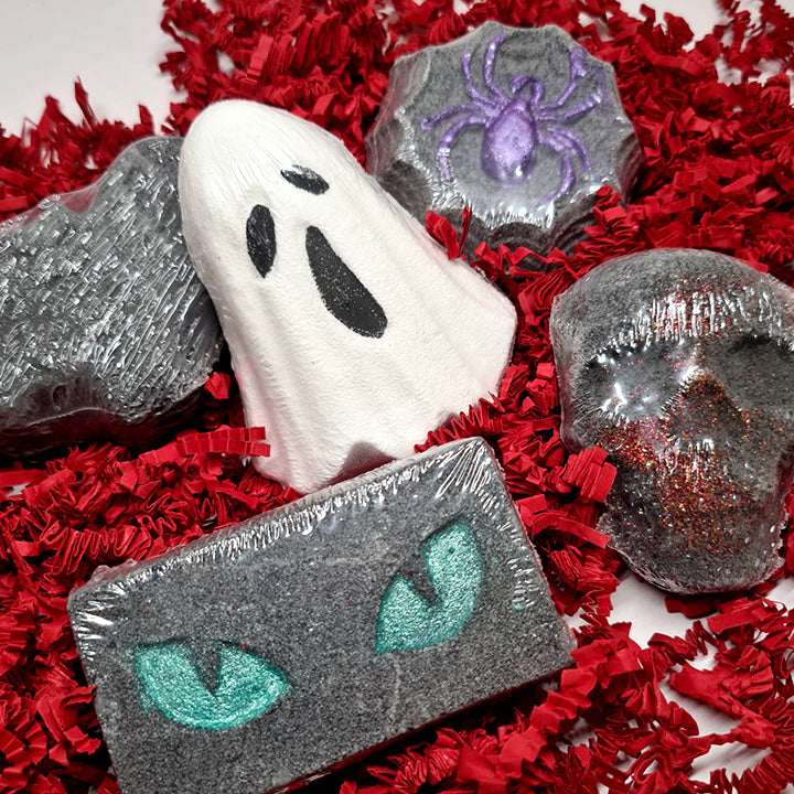 Hot & Haunted - Halloween badbommen box